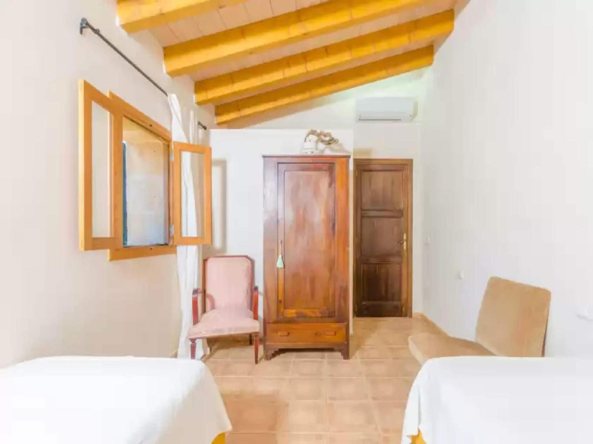 Magnificent With Exterior Parking Villa Campanet